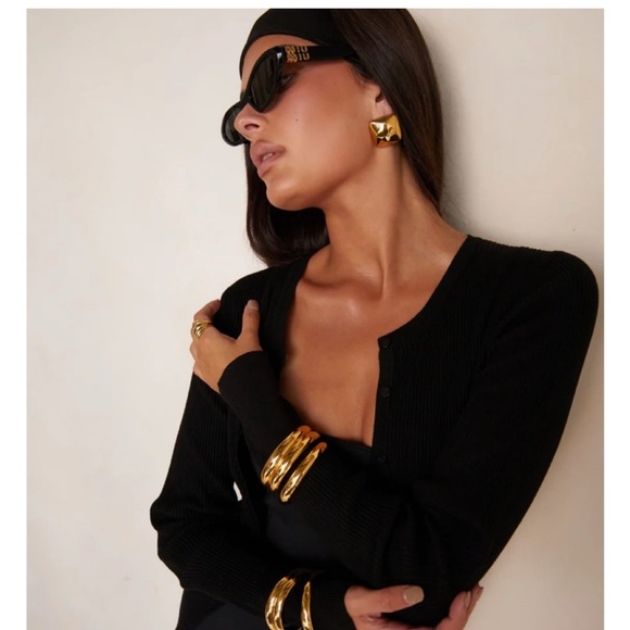 CENDRE Gigi Gold Tone Square Earrings ▫️💛 - Picture 10 of 12